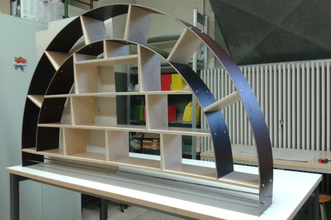 CD-Regal für das Jugendzenrtum Westside